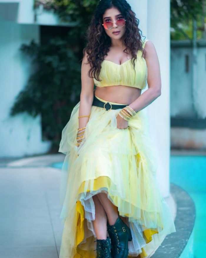 sakshi agarwal 3
